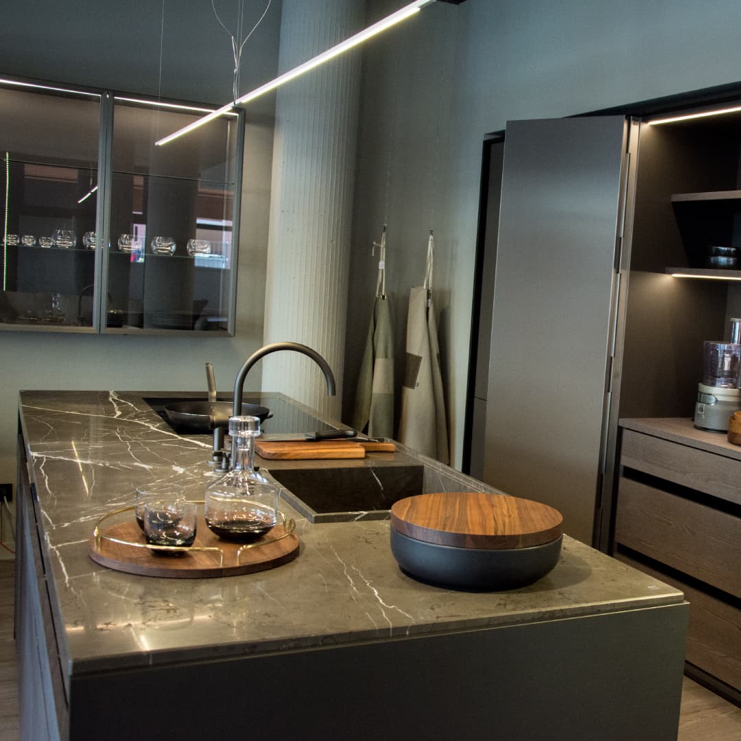 Cucina Vvd Composizione Cucina Isola Dada